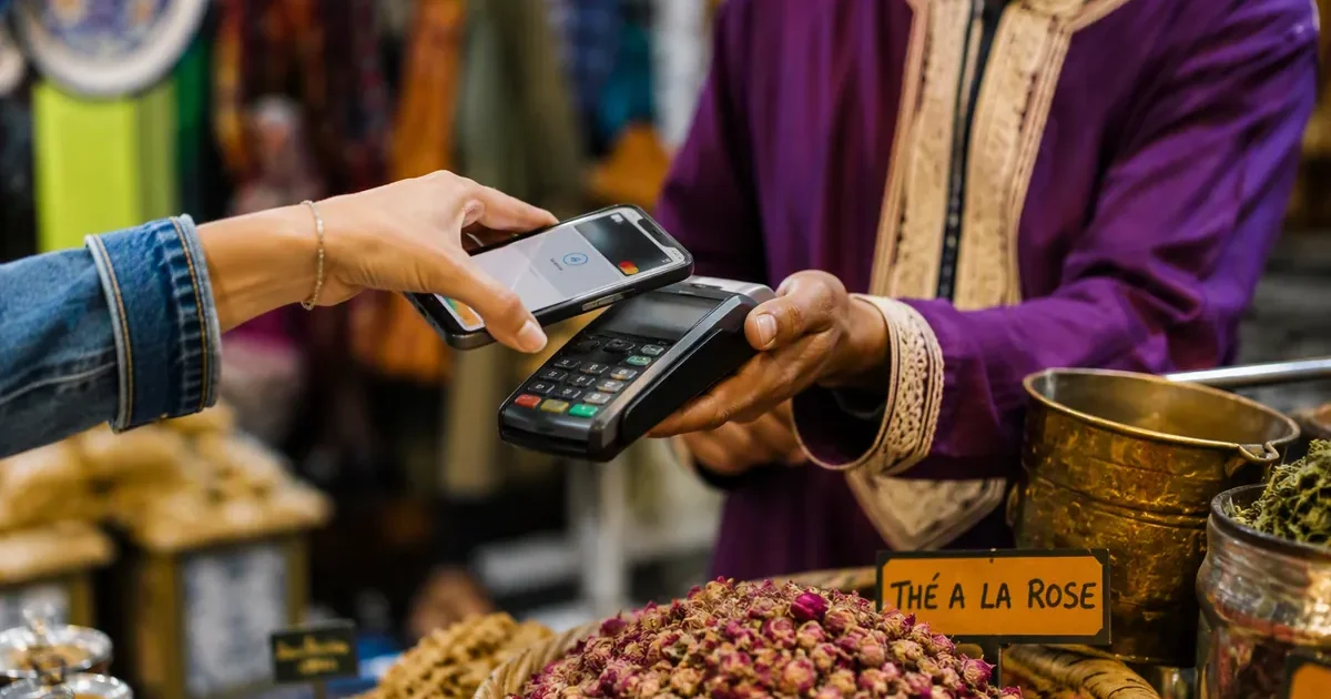 Paiement mobile et paiement instantané : la bancarisation accélère au Maroc